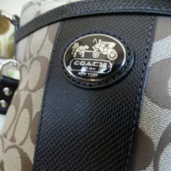 COACH - Sutton Signature Swingpack Khaki/Mahogany Jaquard M1175-43976 - Picture 4 of 7